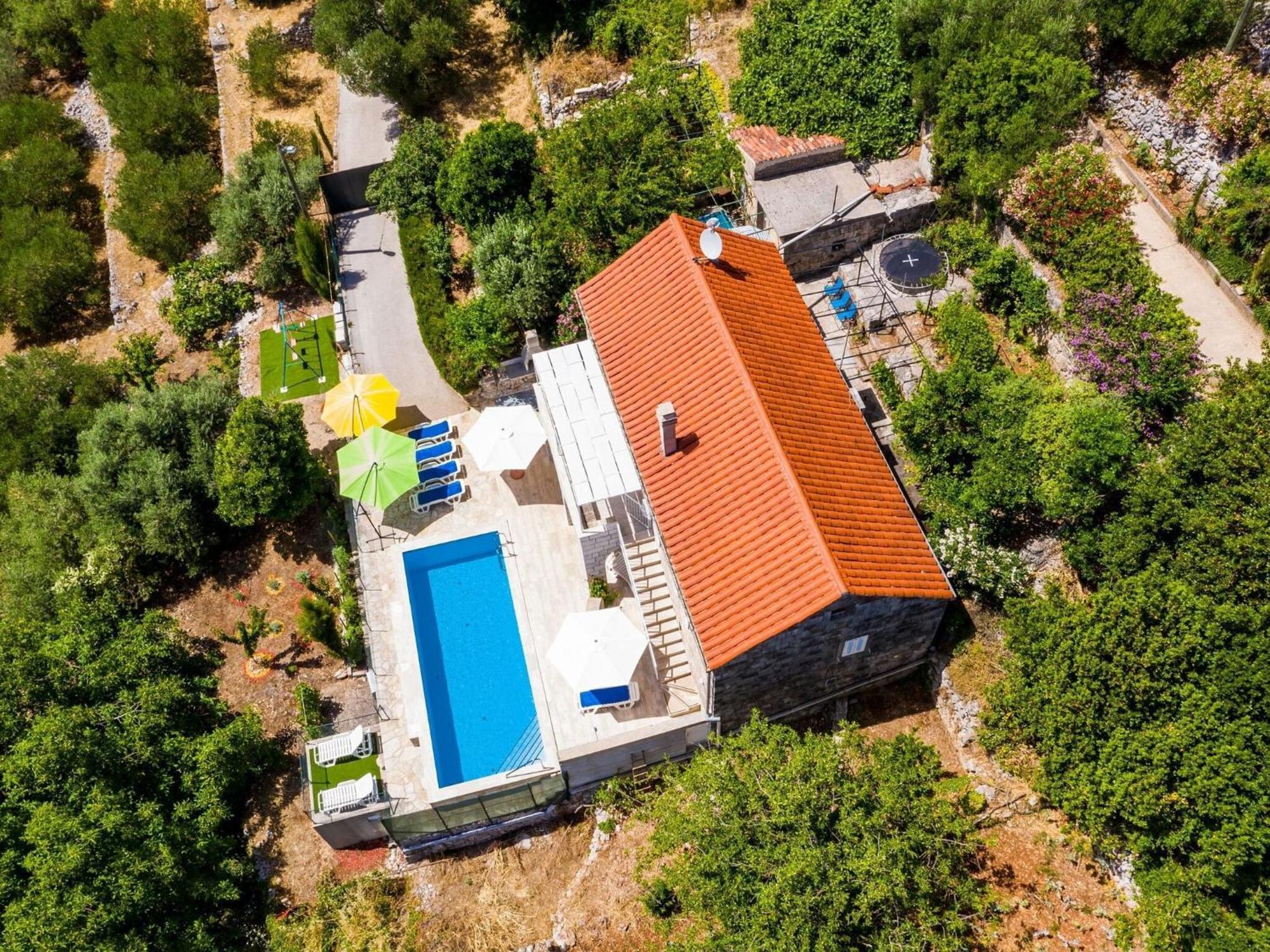 House Ko An-Four Bedroom Villa With Terrace And Swimming Pool Gruda Exterior foto