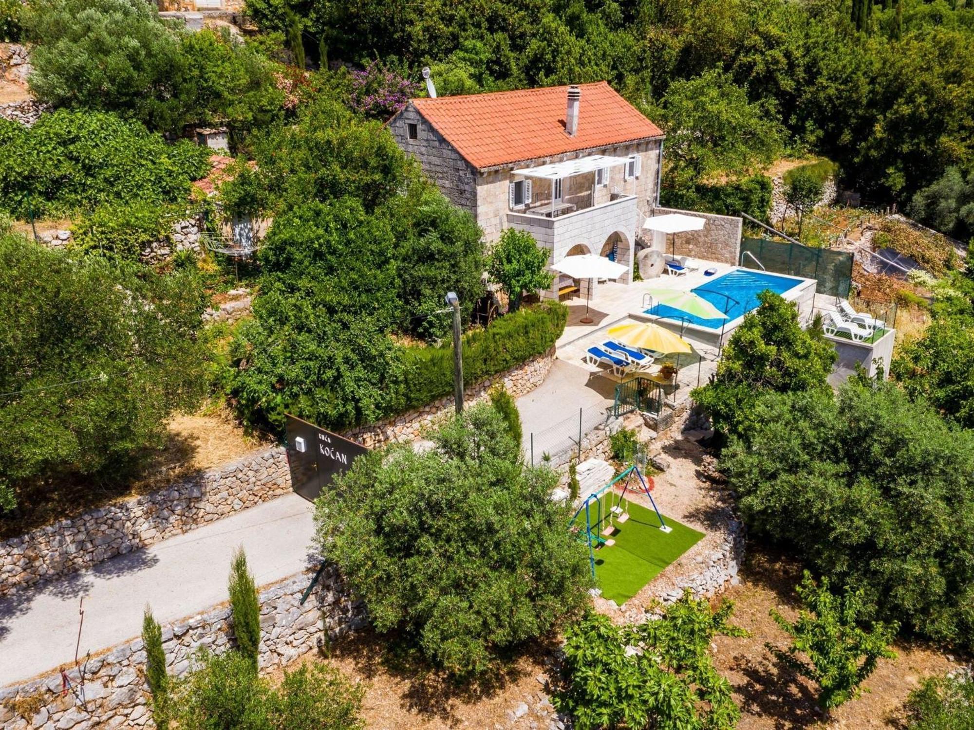 House Ko An-Four Bedroom Villa With Terrace And Swimming Pool Gruda Exterior foto